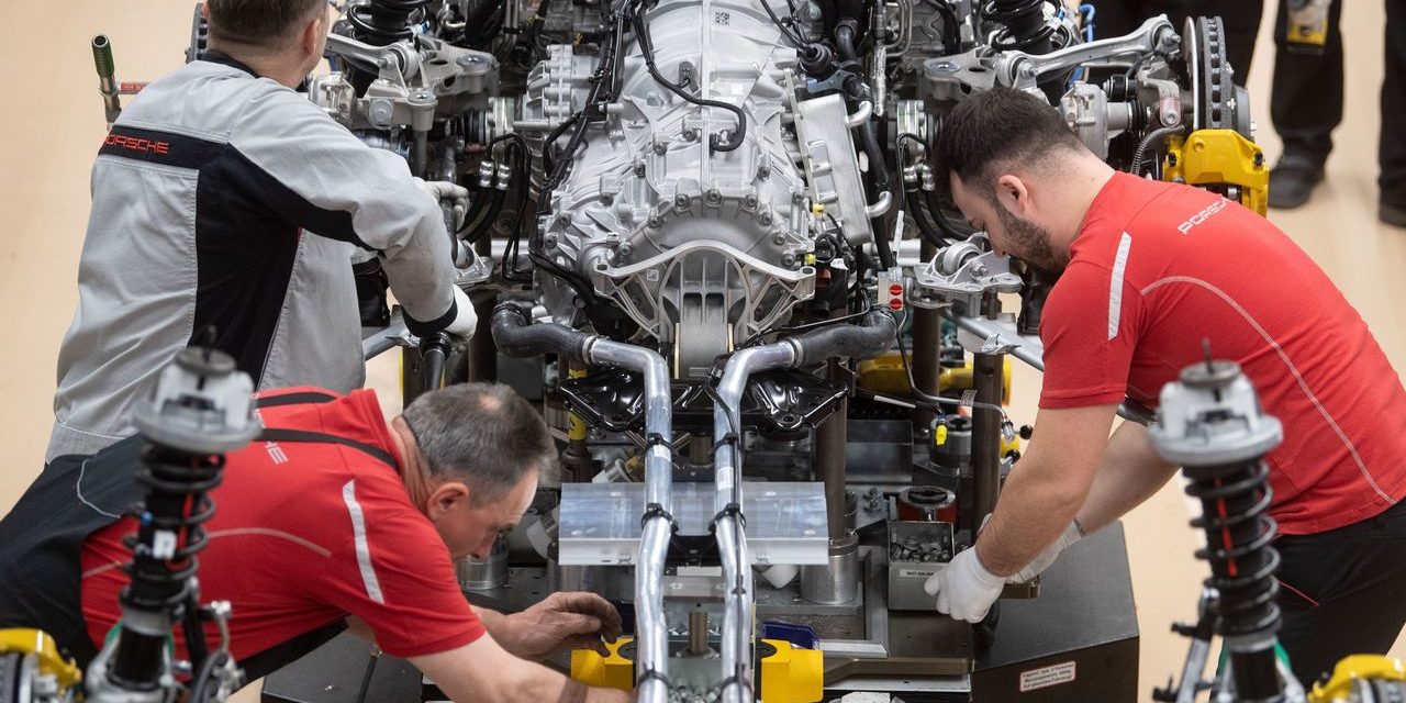 Autoindustrie: Teilemangel schlägt auf Beschäftigung durch