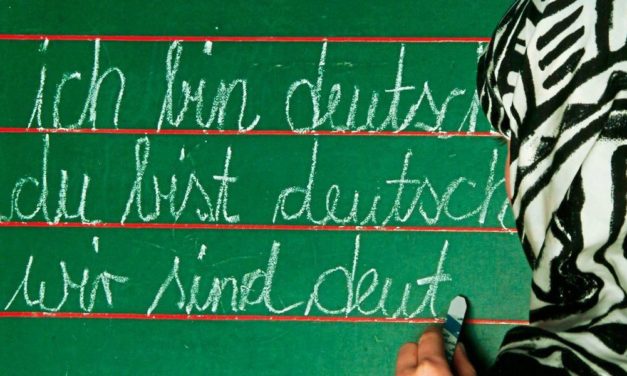 Fördern oder hindern Sprachtests die Integration?