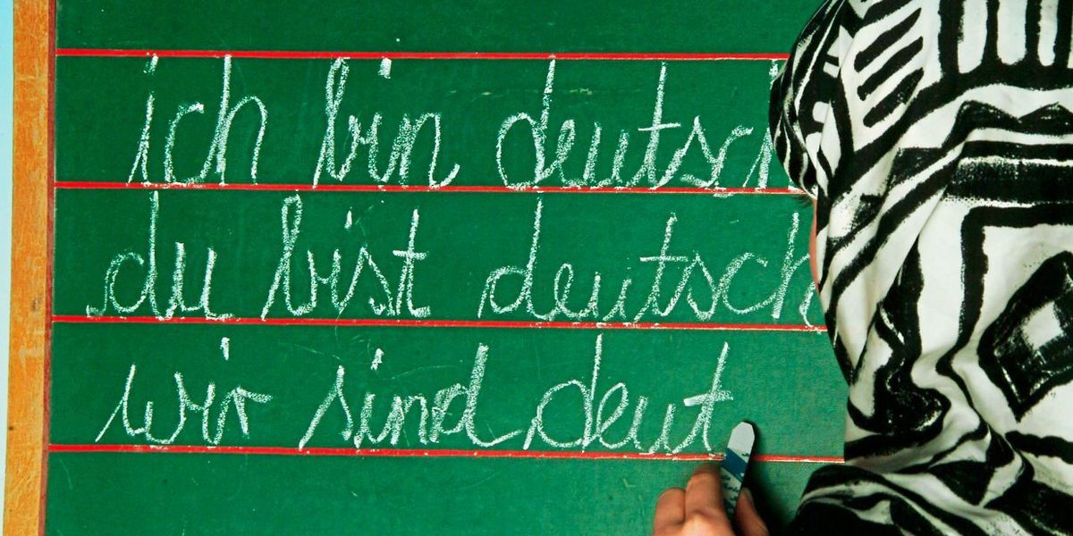 Fördern oder hindern Sprachtests die Integration?