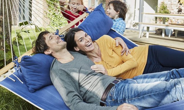 Die Schattenseiten der „glücklichsten Länder der Welt“