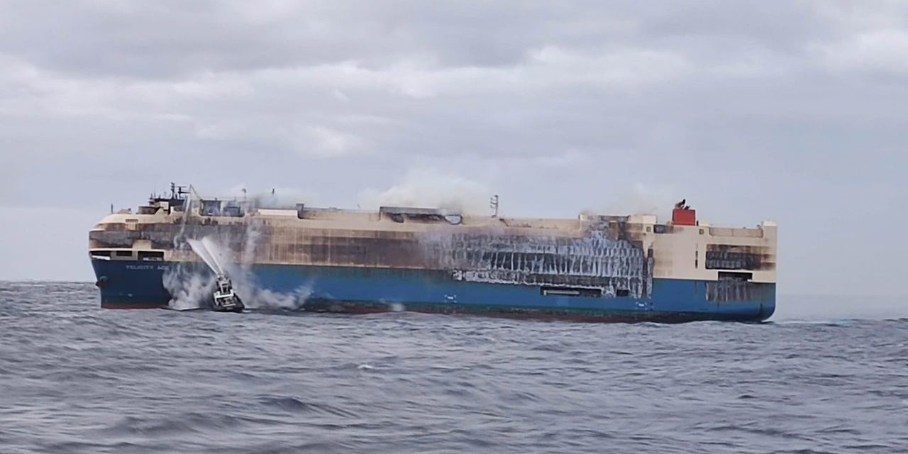 „Felicity Ace“: Frachter-Brand könnte Volkswagen, Porsche, Lamborghini und andere 136 Millionen Euro kosten