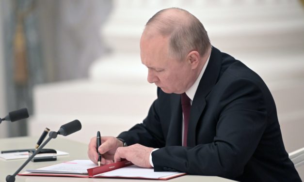 Ukraine-Krise: Putin zieht die Aktien- und Krypto-Märkte herunter