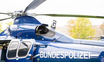 Polizeihubschrauber: Geschwindigkeitsmessung und Objekterkennung mit KI
