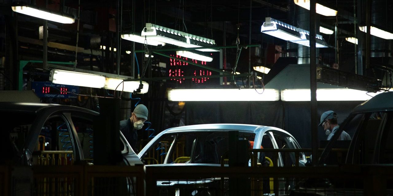 Avtovas, BMW, Volkswagen, Mercedes-Benz: Die Russland-Risiken der Autokonzerne