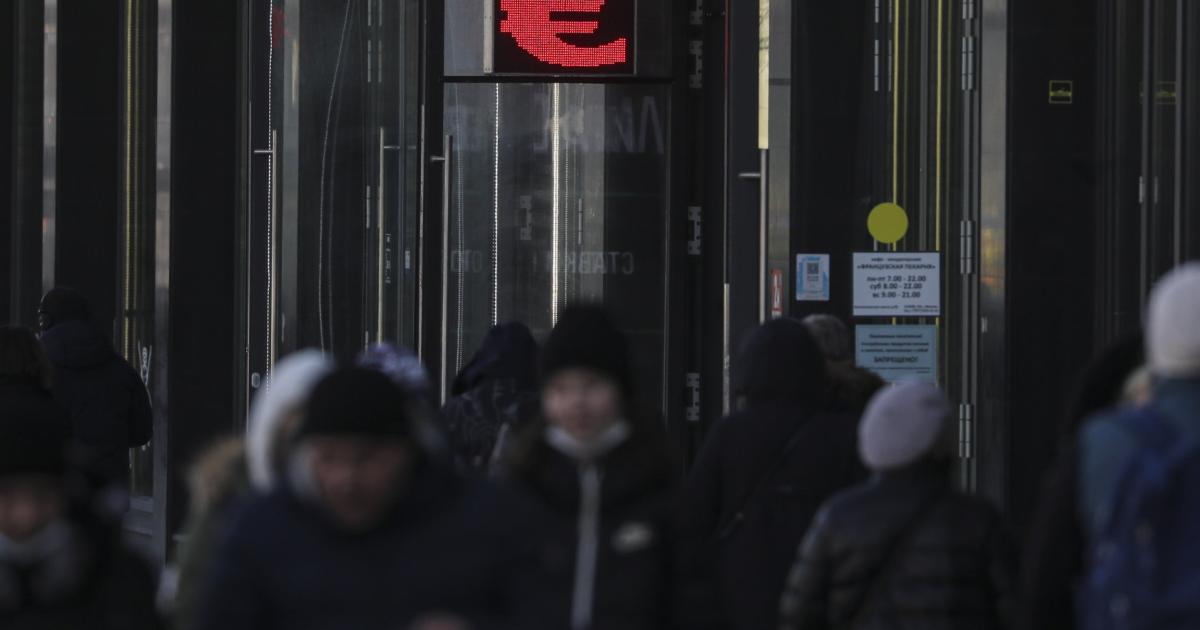 EU setzt Sanktionen gegen russische Zentralbank in Kraft