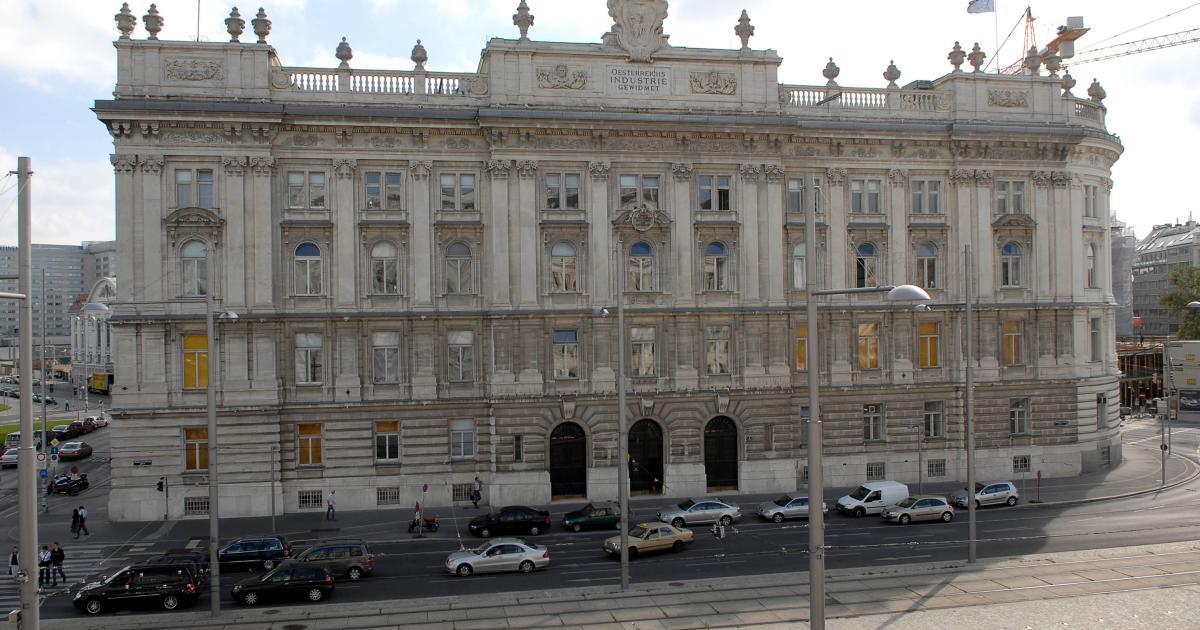 IV: Russland-Sanktionen werden Handel und Investitionen einschränken