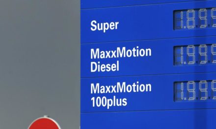 Sprit könnte schon bald 2 Euro je Liter kosten