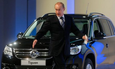 Volkswagen stoppt wegen des Ukraine-Krieges Geschäft in Russland