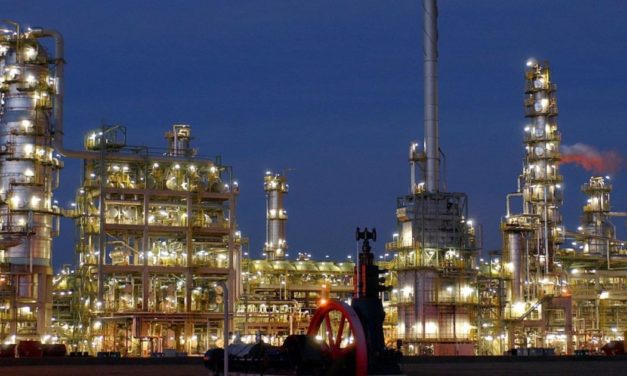 Embargo-Drohung schockt Märkte: Energiepreise schießen nach oben