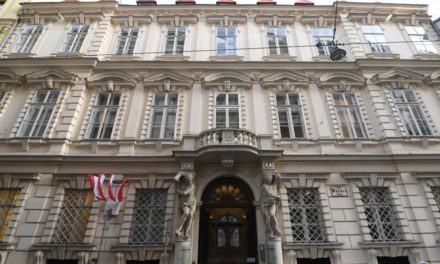 Börse aktuell: ATX schließt leicht erholt, Verluste in den USA