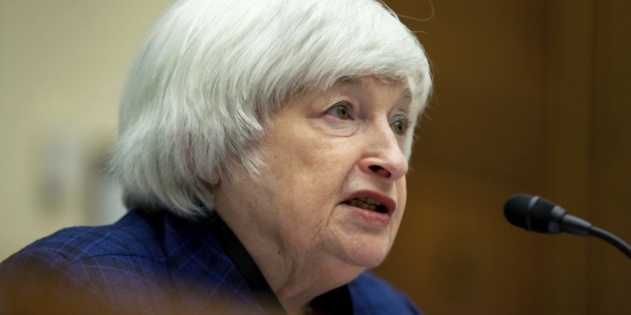 Krypto-Regulierung: US-Finanzministerin sorgt für Bitcoin-Kurssprung