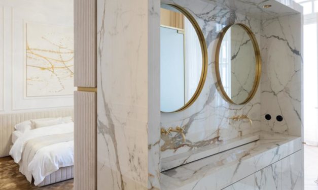 Luxuriöses Wohnen: Pariser Chic für Wiener Altbau-Appartement