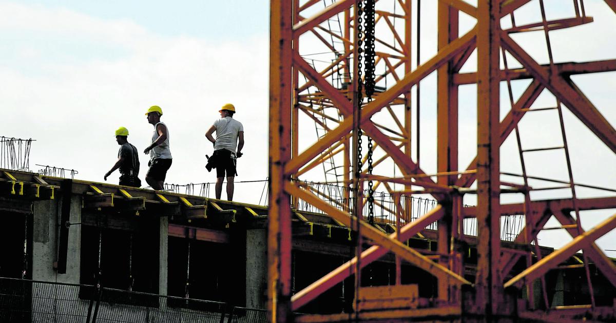 Baubranche geht das Baumaterial aus