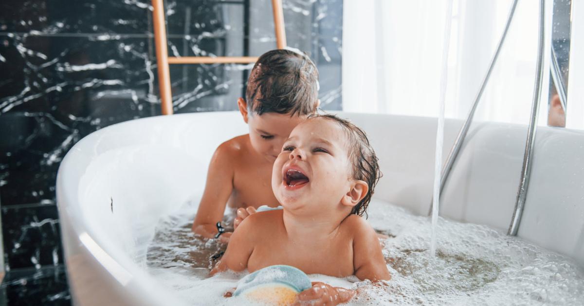 Zehn von 21 Kinderbadezusätzen sehr gut, elf mit bedenklichen Stoffen