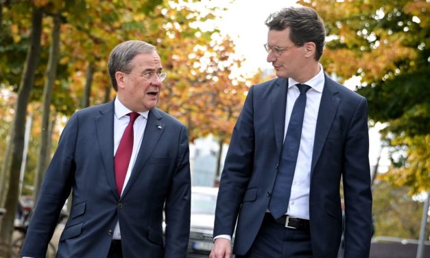 Armin Laschet will im Kuratorium der Alfried Krupp von Bohlen und Halbach-Stiftung bleiben