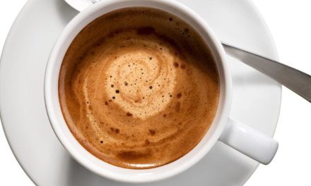 So gut sind zwei bis drei Tassen Kaffee täglich fürs Herz