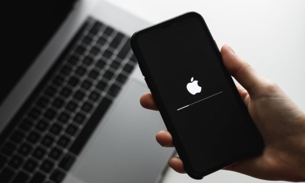 iOS 15.4.1 und macOS 12.3.1: Apple geht Akku- und Display-Probleme an