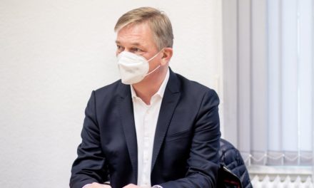 Matthias Brückmann: Ex-EWE-Chef wegen Untreue verurteilt