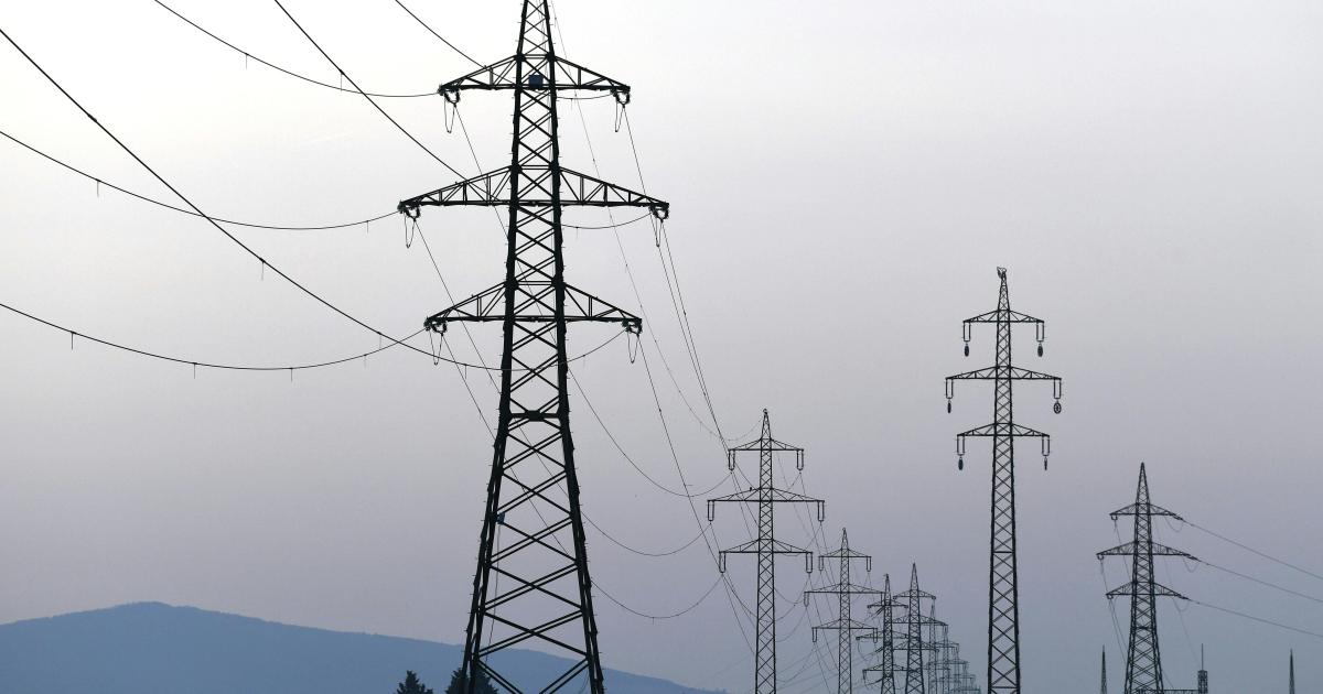 Strom-Großhandelspreise springen weiter nach oben