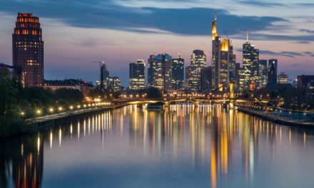 Börse: Viele Risiken lähmen den Dax, Ölpreise fallen weiter, HP-Aktien haussieren nach Zukauf von Warren Buffett