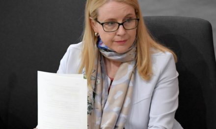 Schramböck krempelt um: Top-Jobs zu besetzen