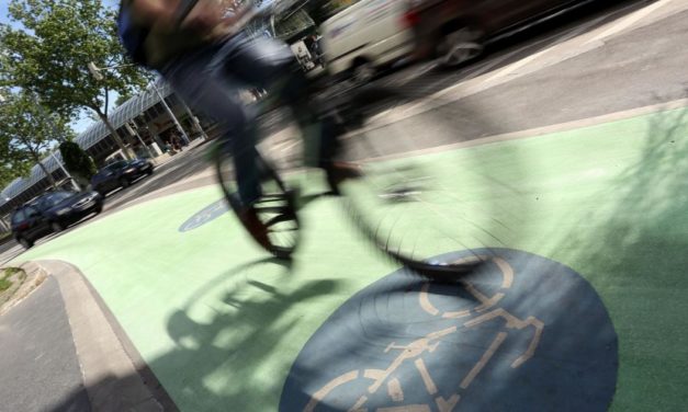 Radweg grenzt an Grund: Kann ich Entschädigung verlangen?