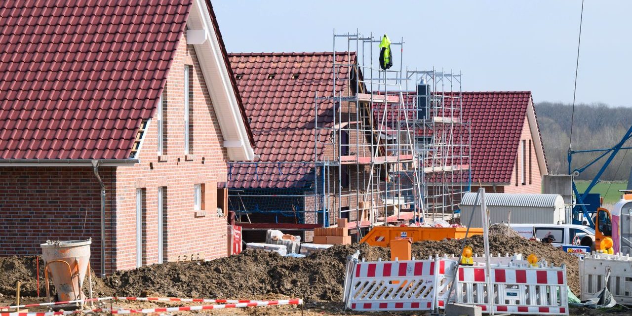 Immobilien kaufen: Bauzinsen steigen rasant