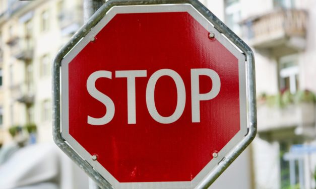 GitLab 14.10 zeigt Compliance-Verstöße einzelner Merge Requests an