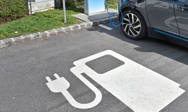 E-Auto: VW und BP bauen E-Ladenetz aus