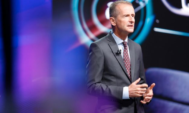 Herbert Diess stellt Volkswagen-Konzernnamen infrage: Vorbild Facebook und Google