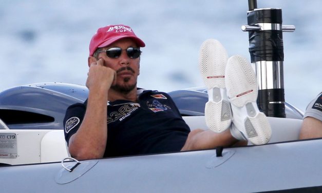 Elon Musk: Sein Freund und Oracle-Gründer Larry Ellison gibt 1 Milliarde Dollar Twitter-Übernahme
