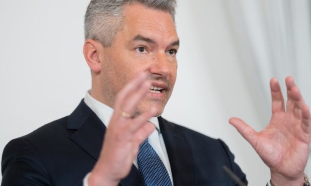 Mit diesem Sager schockt Nehammer die Aktionäre von Verbund und EVN