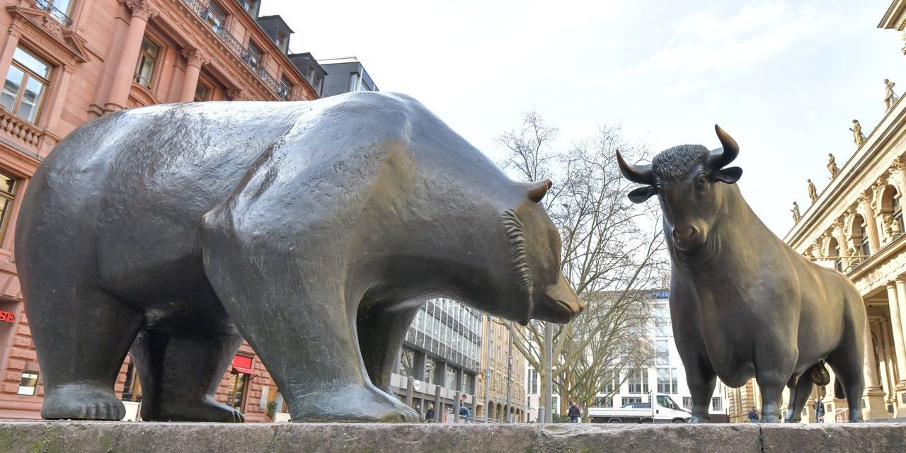 Dow und Dax mit Kurssturz nach Kursrally am Vortag, Aktien im Minus