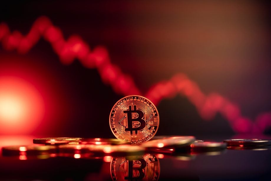 Bitcoin: Talfahrt bringt BTC kurzzeitig unter 30.000 US-Dollar