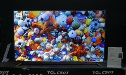 OLEDs wie gedruckt: Ultrahochauflösender 8K-Schirm aus dem Tintendrucker