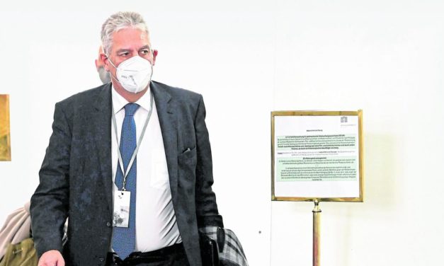 Aufregung um 1,5-Millionen-Bonus für Manager