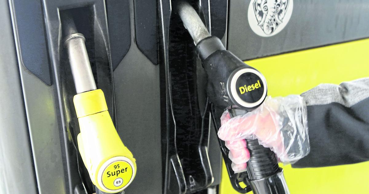 Schlechter Start: Deutsche Tankstellen fürchten Sprit-Engpass