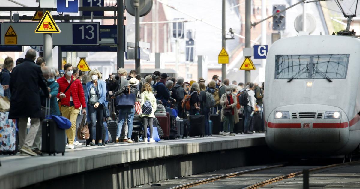 „Historische Aktion“: Deutsche Bahn verkauft 9-Euro-Tickets im Rekordtempo
