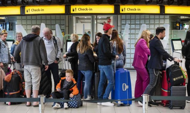 Airlines: Vom Check-In bis zum Cockpit fehlen Mitarbeiter