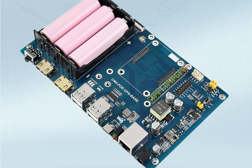 Raspberry Pi Compute Module 4: Neues Baseboard mit USV und PoE