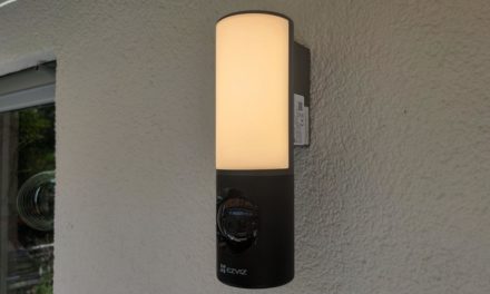 Ezviz LC3 im Test: Außenleuchte mit Überwachungskamera und gutem Bild auch bei Nacht