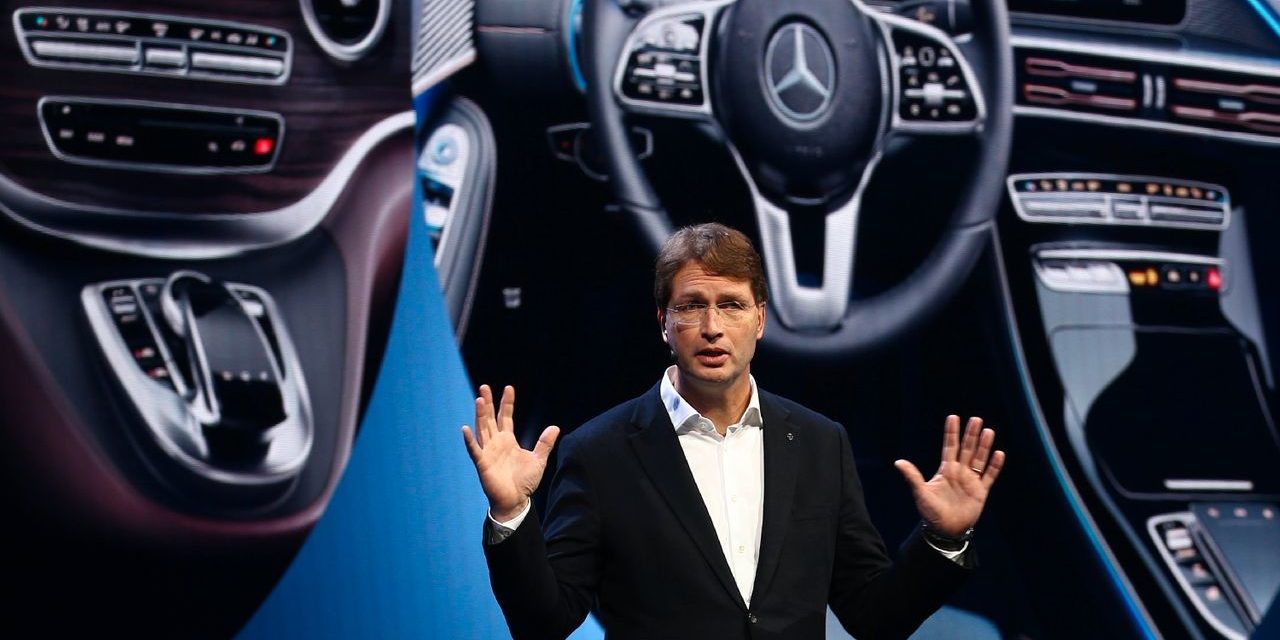Mercedes ruft Hunderttausende Autos wegen Softwareproblemen in den USA zurück