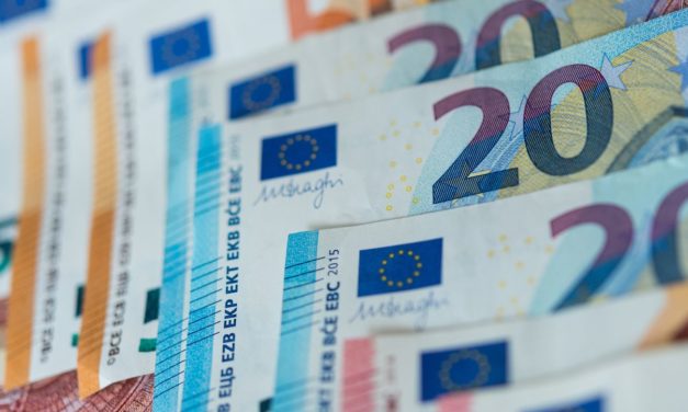 Sparquote sinkt: Private Geldvermögen steigen 2022 weniger schnell