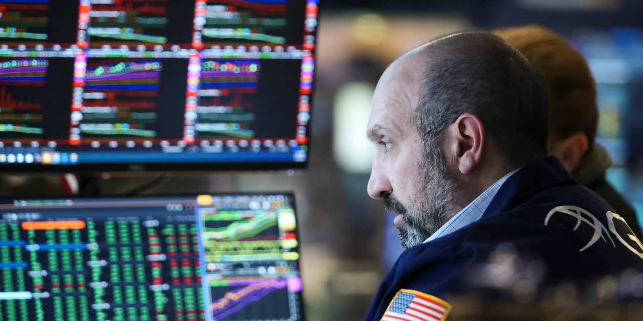 Nasdaq Crash und Kurssturz im Dow Jones geht weiter, Verluste bei Aktien drücken Dax