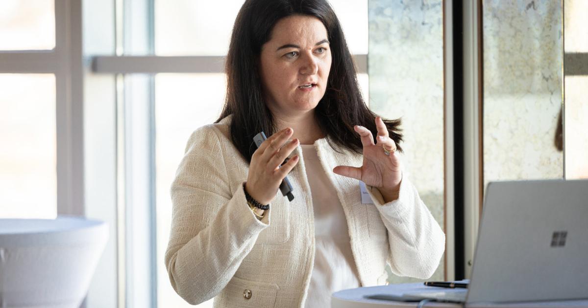 Quester-Chefin: Krieg in der Ukraine löste Run auf Fliesen aus