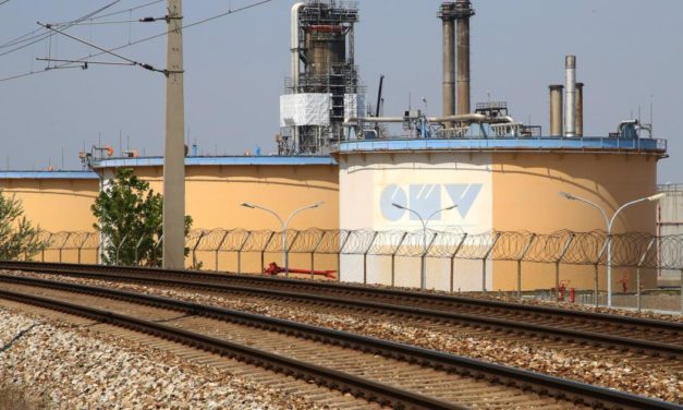 Börse aktuell:  Nach Unfall in OMV – Staat gibt Ölreserven frei