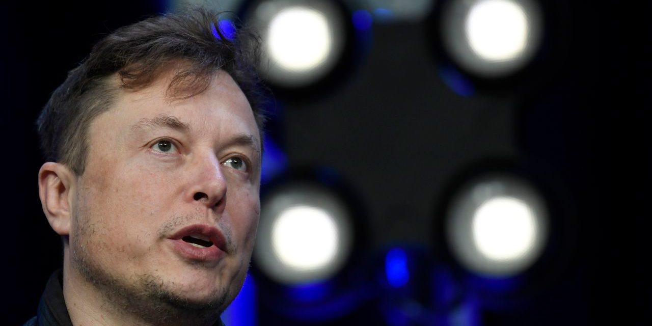 Elon Musk: Twitter beugt sich offenbar Druck und will Auskunft über Bots geben