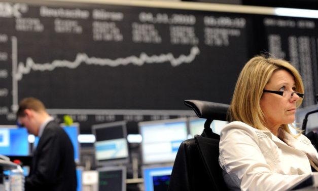 Börse: Dax auf Erholungskurs, Bitcoin stürzt weiter ab
