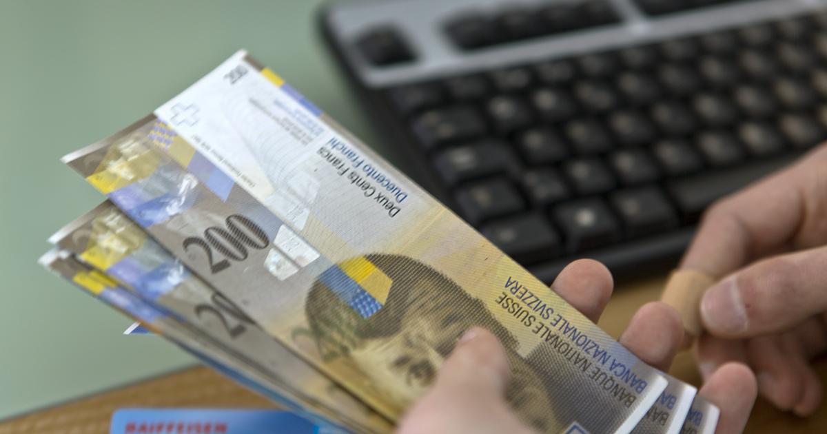 Schweizer Notenbank erhöht überraschend Leitzins
