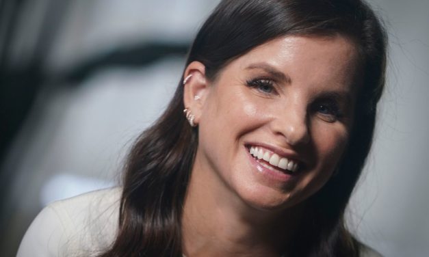 Revlon: Reliance hat offenbar Interesse an einer Übernahme, Aktie mit Kursrallye